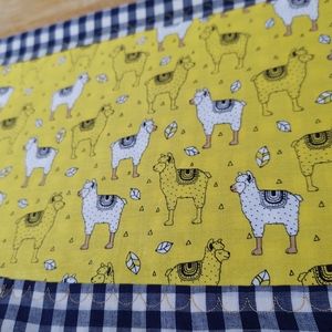 Llama table runner